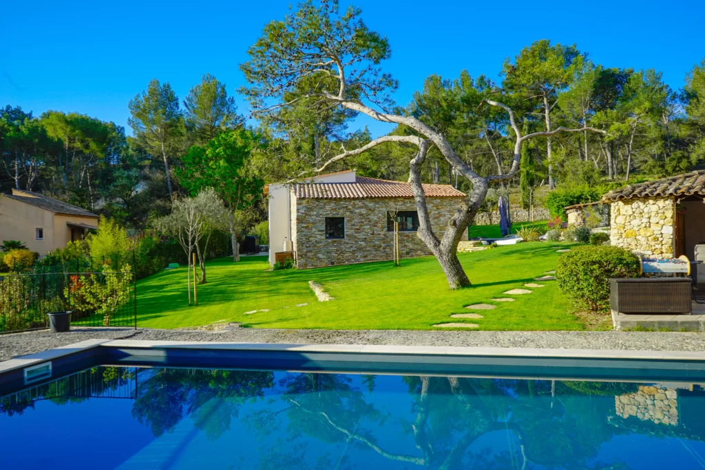 Creation de jardin haut de gamme Aix en Provence